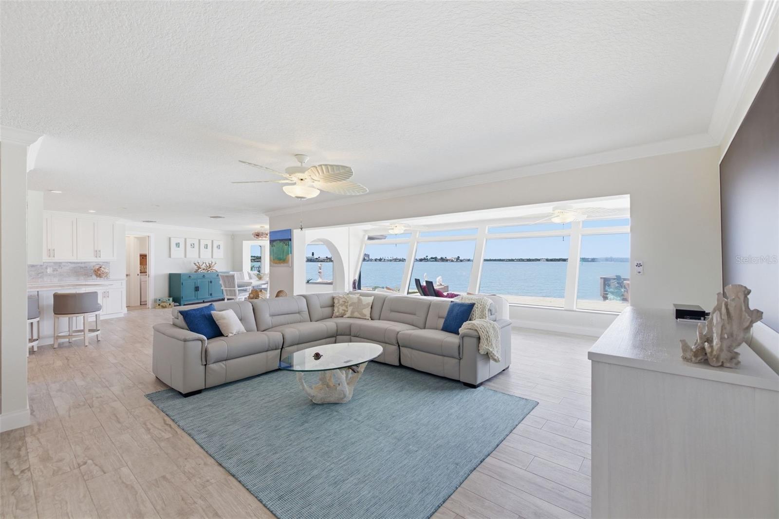 16123 6TH ST E, REDINGTON BEACH, FL, 33708