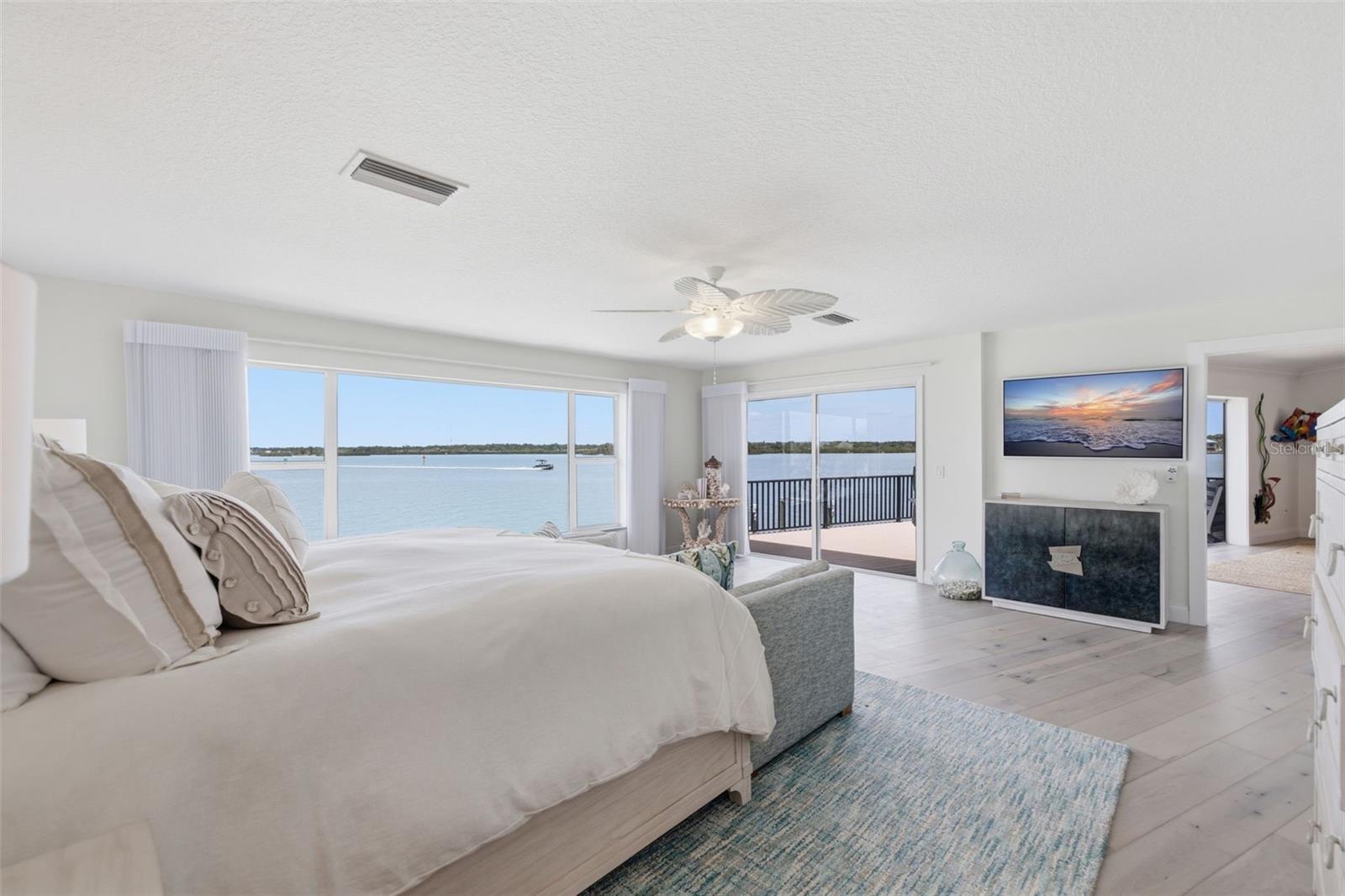 16123 6TH ST E, REDINGTON BEACH, FL, 33708