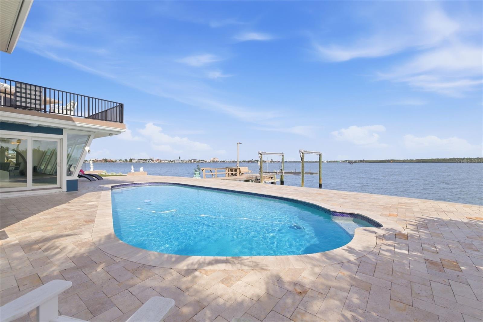 16123 6TH ST E, REDINGTON BEACH, FL, 33708