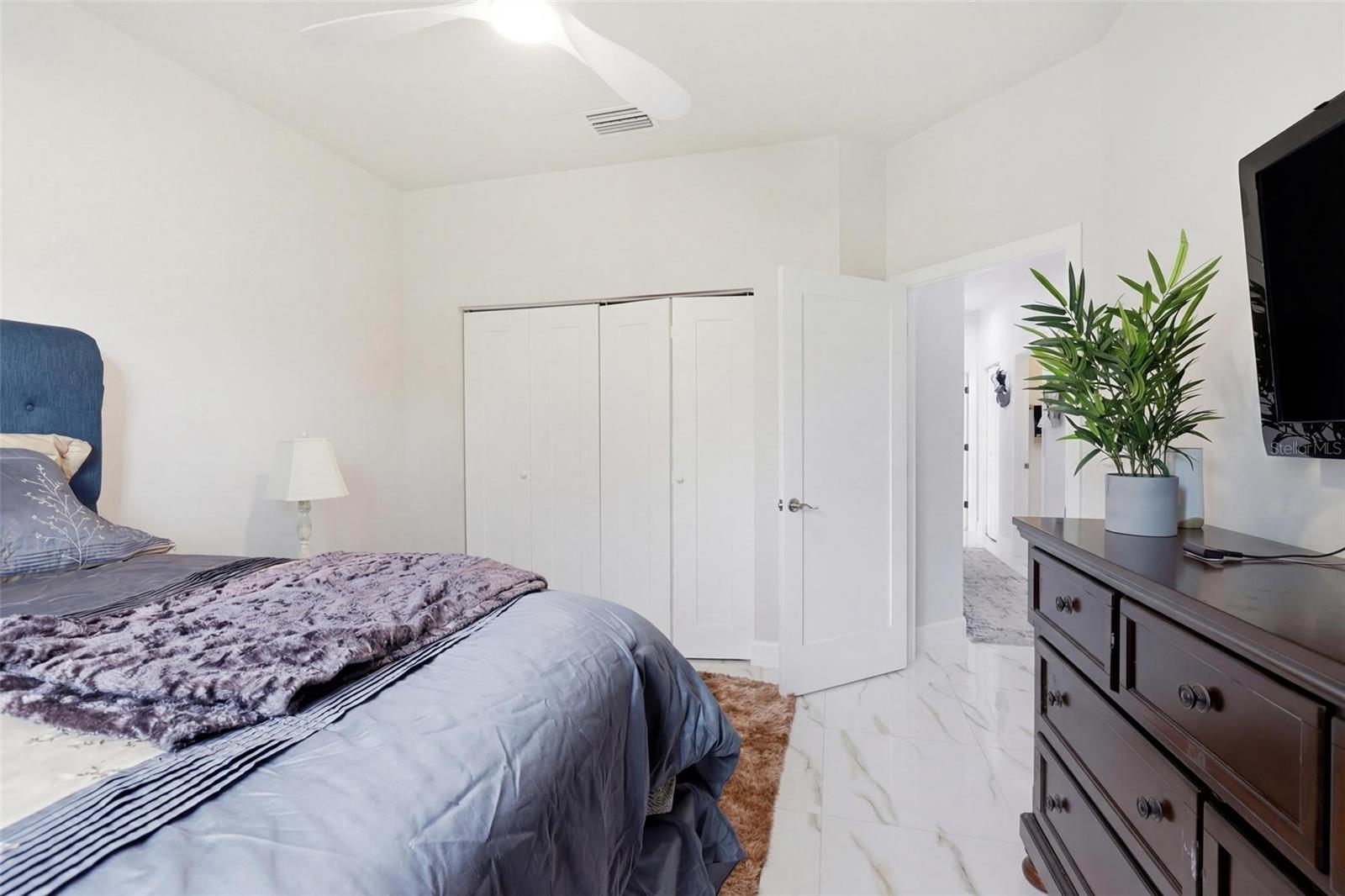 1026 W BERESFORD RD, DELAND, FL, 32720