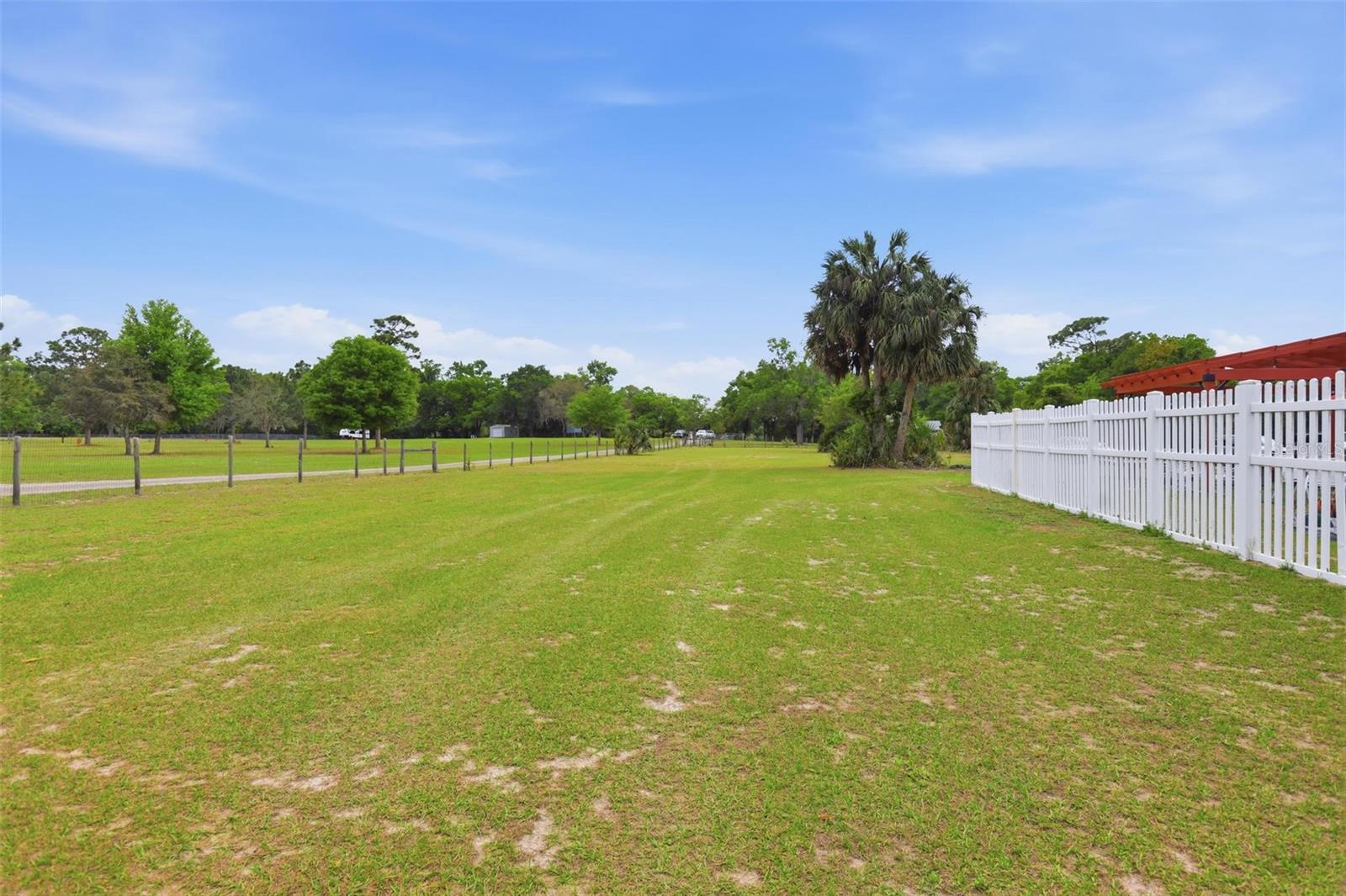 1026 W BERESFORD RD, DELAND, FL, 32720