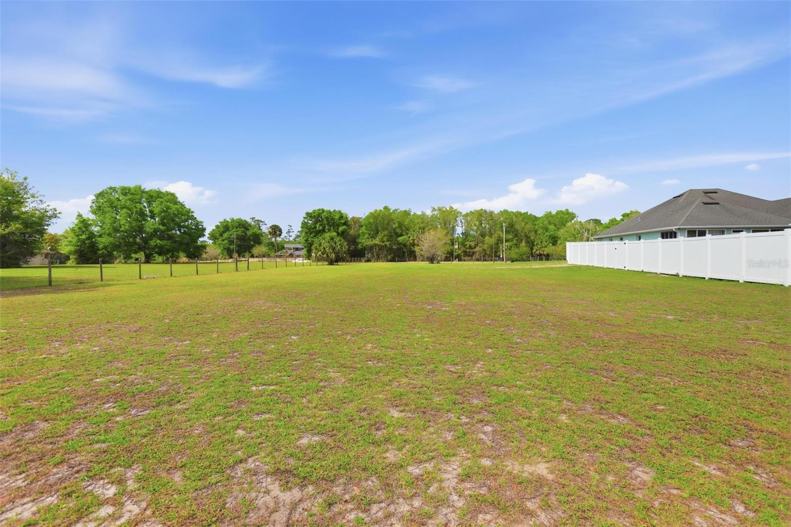 1026 W BERESFORD RD, DELAND, FL, 32720