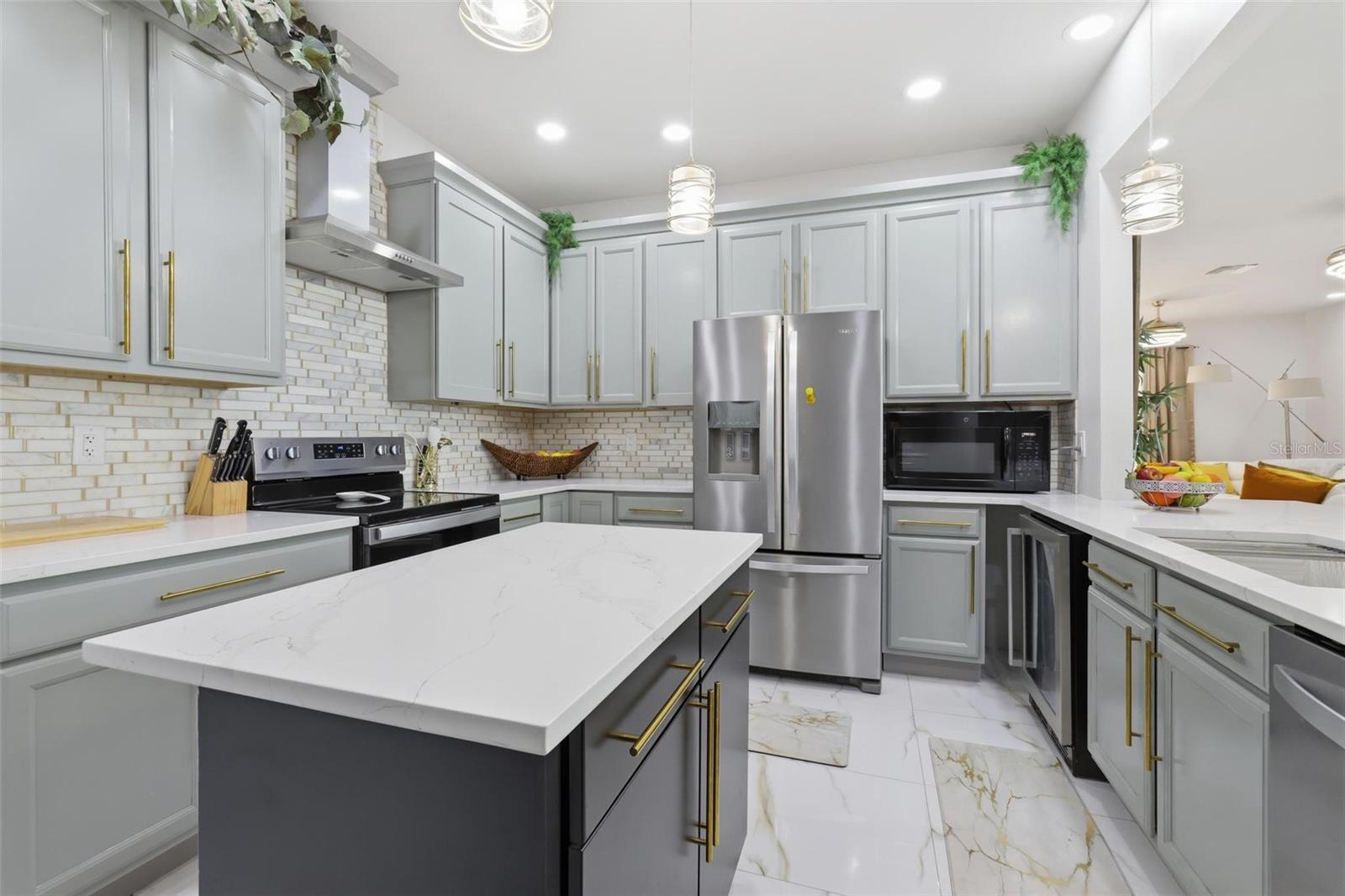1026 W BERESFORD RD, DELAND, FL, 32720
