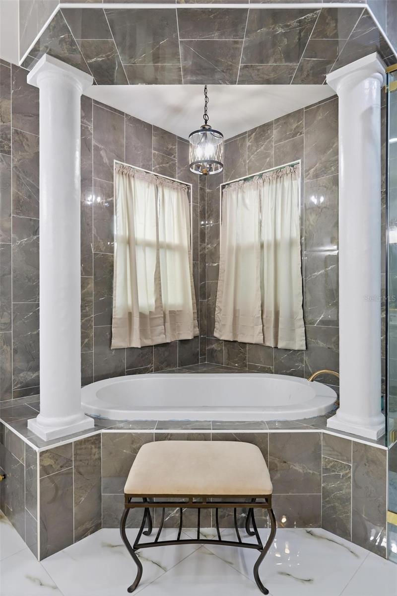 1026 W BERESFORD RD, DELAND, FL, 32720