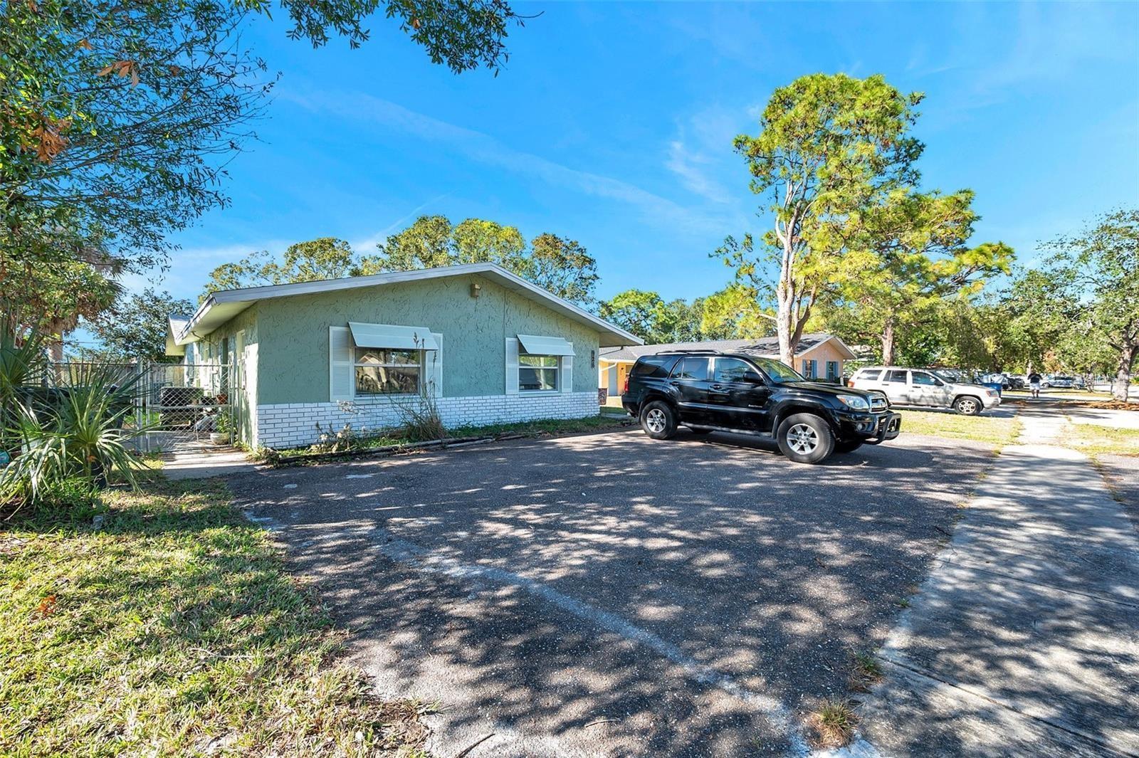 926 LAKE PALMS DR, LARGO, FL, 33771