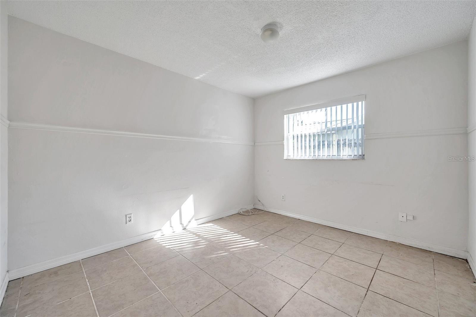 926 LAKE PALMS DR, LARGO, FL, 33771