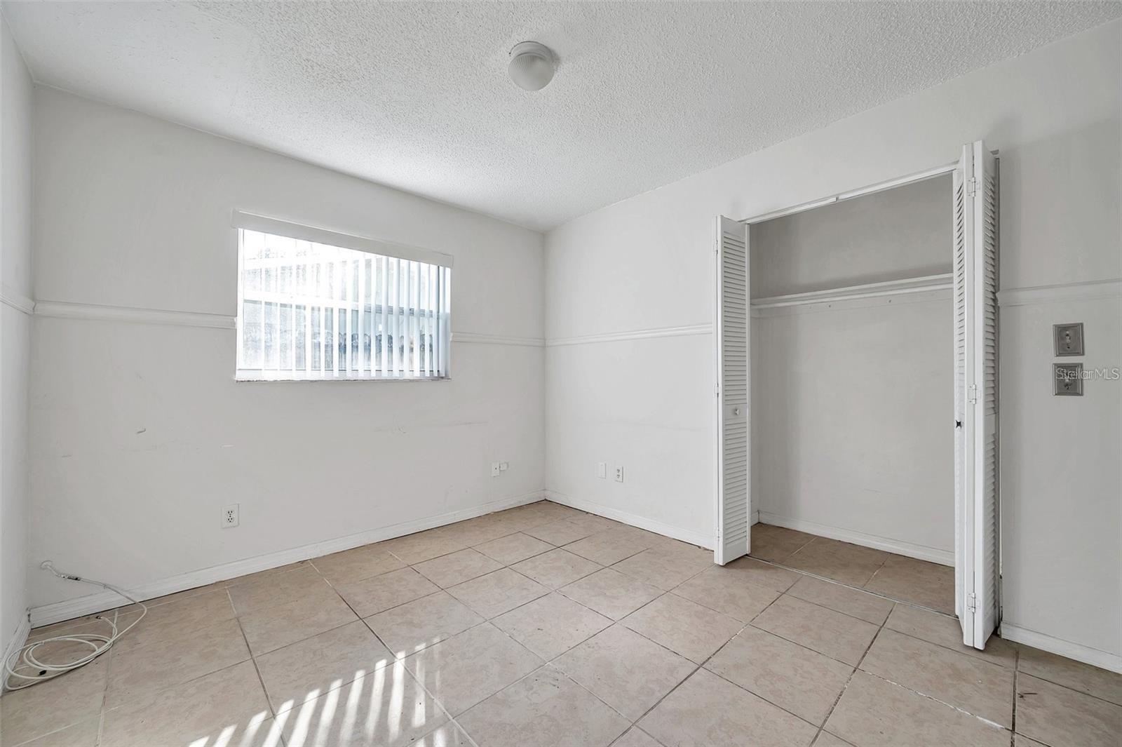 926 LAKE PALMS DR, LARGO, FL, 33771
