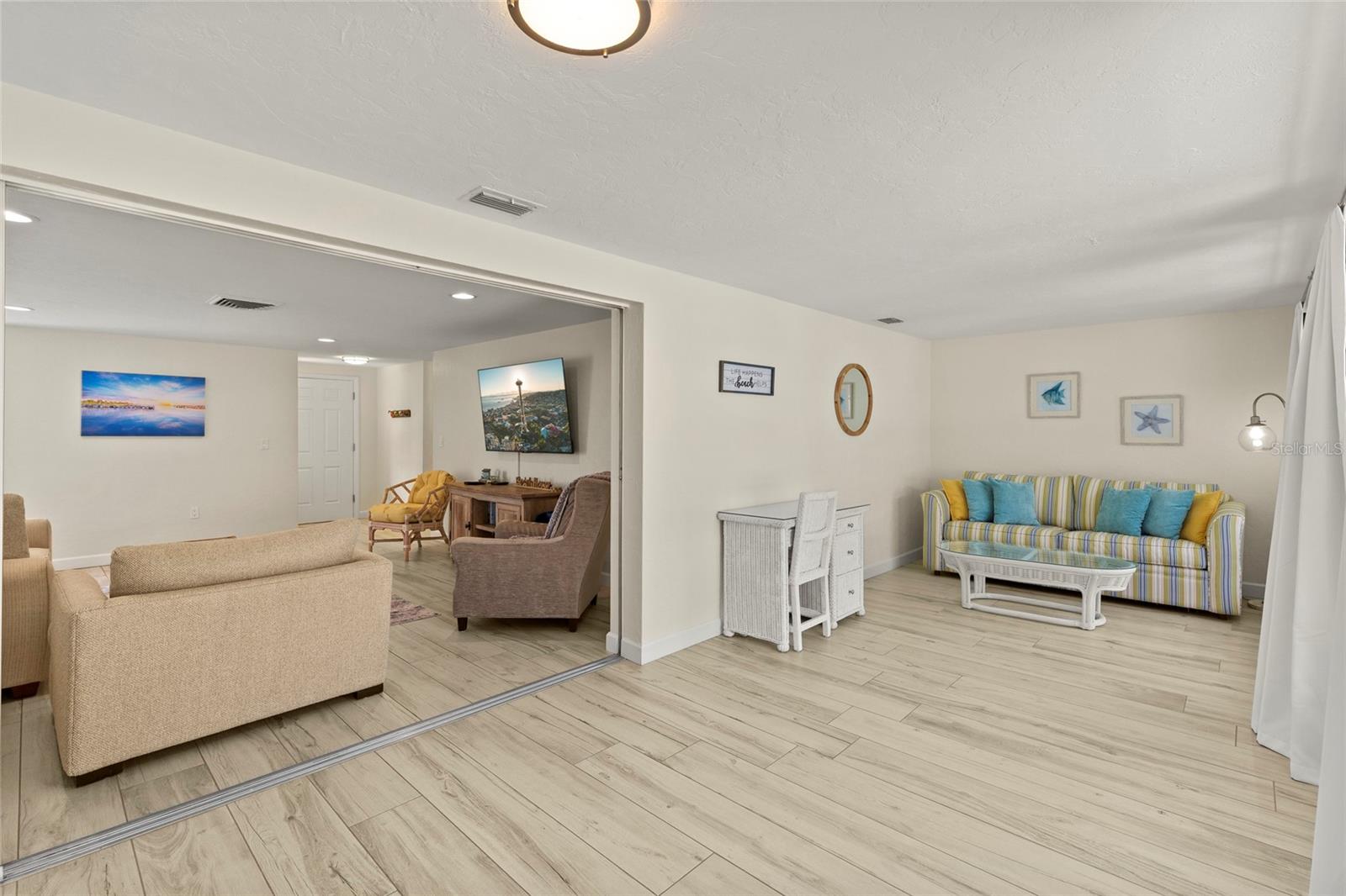 6836 ROXBURY DR, SARASOTA, FL, 34231