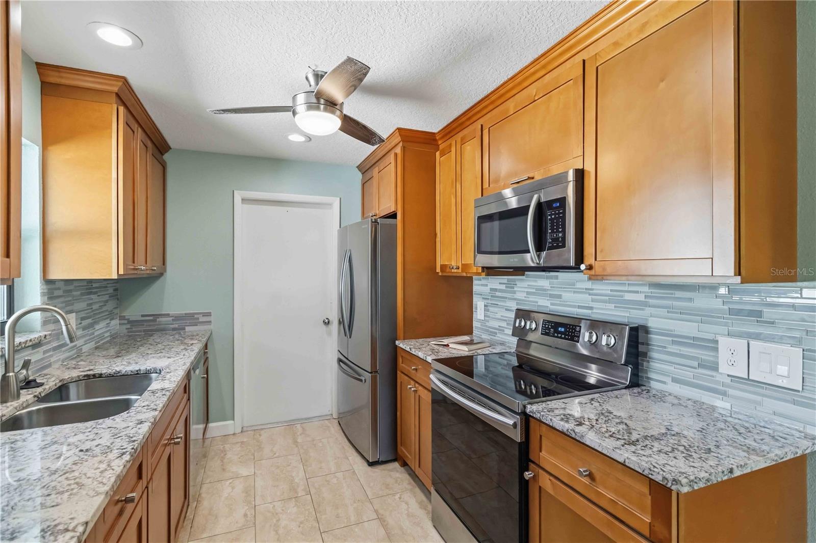 1878 JOYCE ST, SARASOTA, FL, 34231