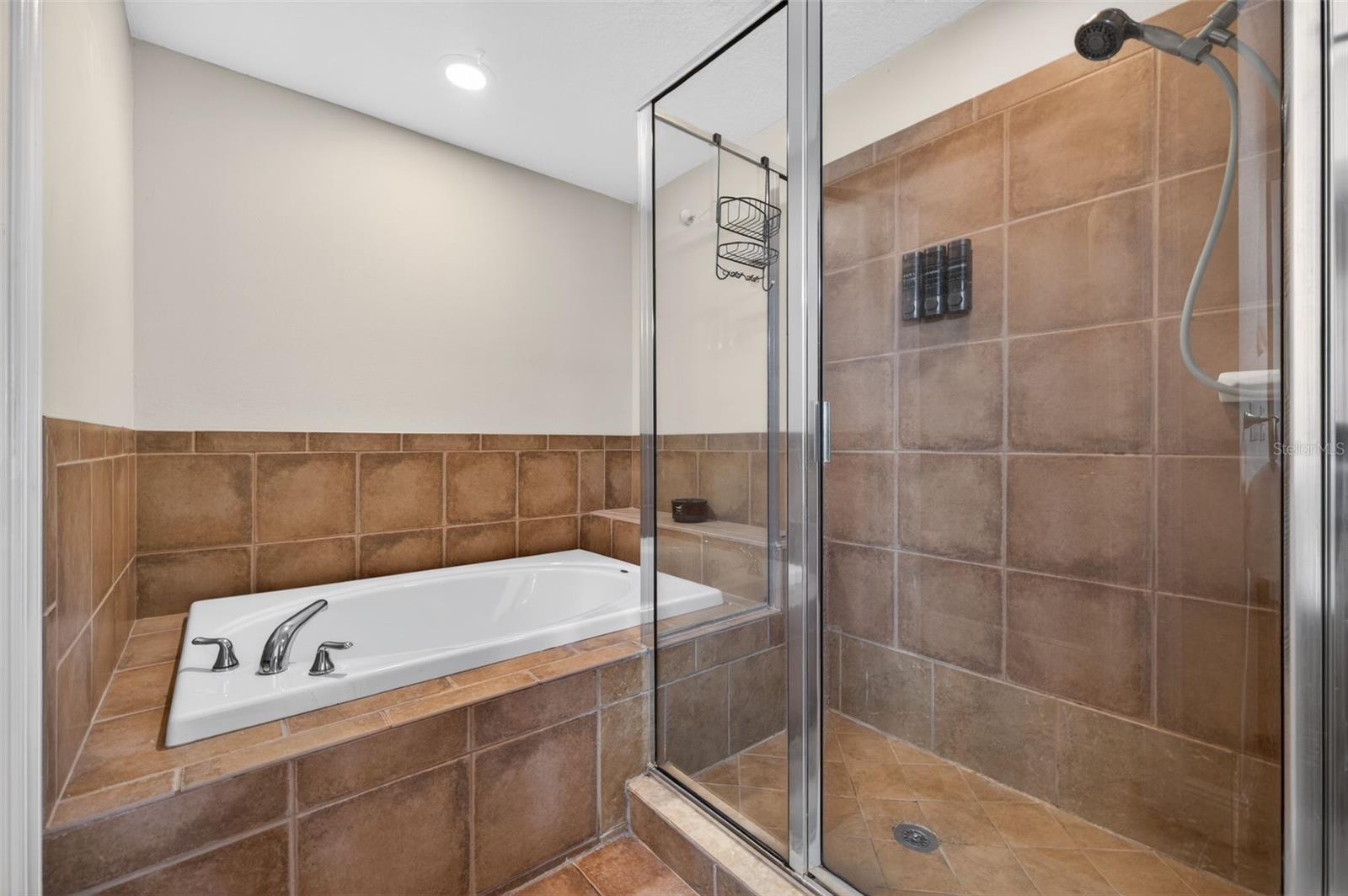 184 VALENCIA CIR, ST PETERSBURG, FL, 33716