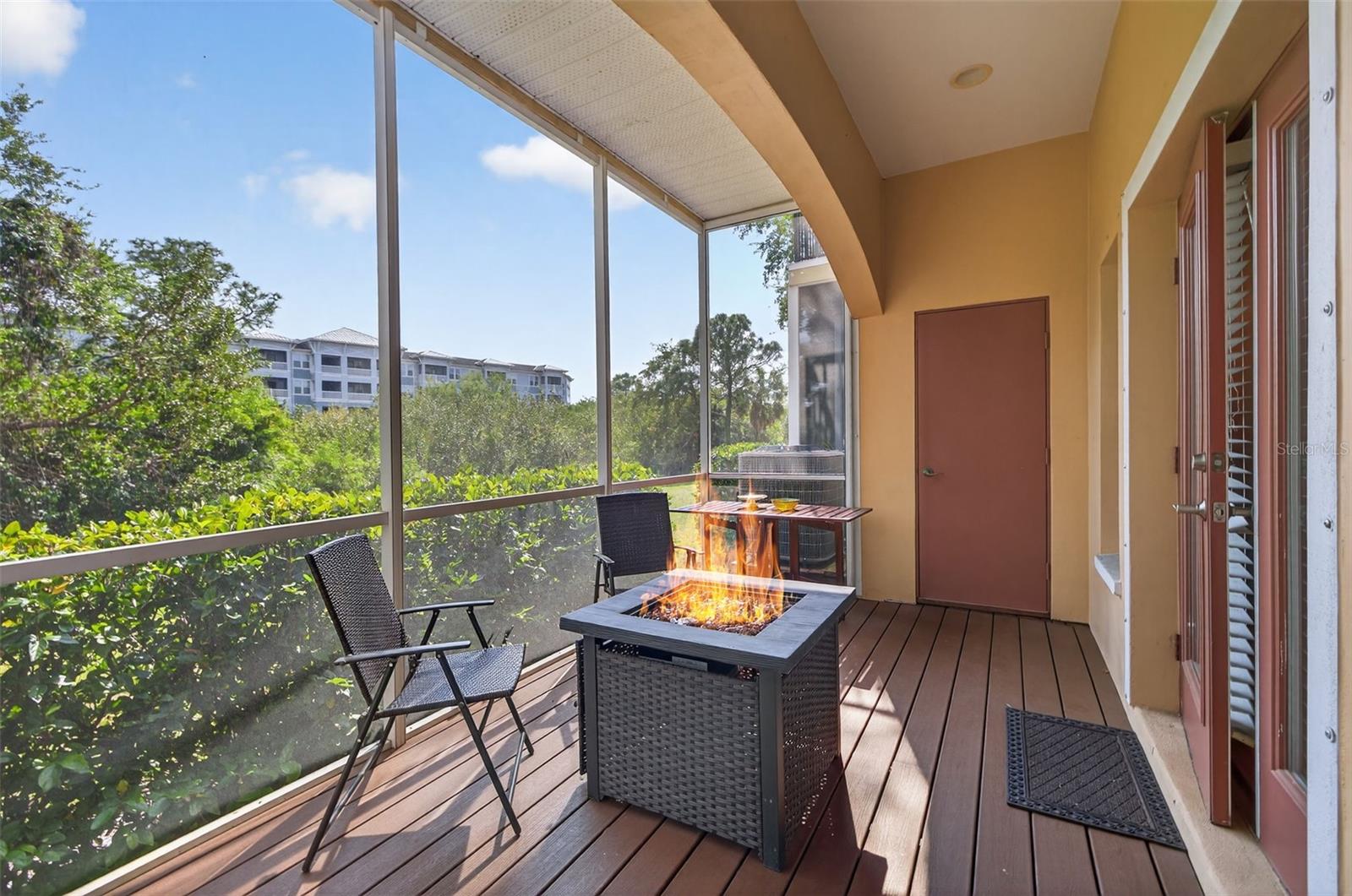 184 VALENCIA CIR, ST PETERSBURG, FL, 33716