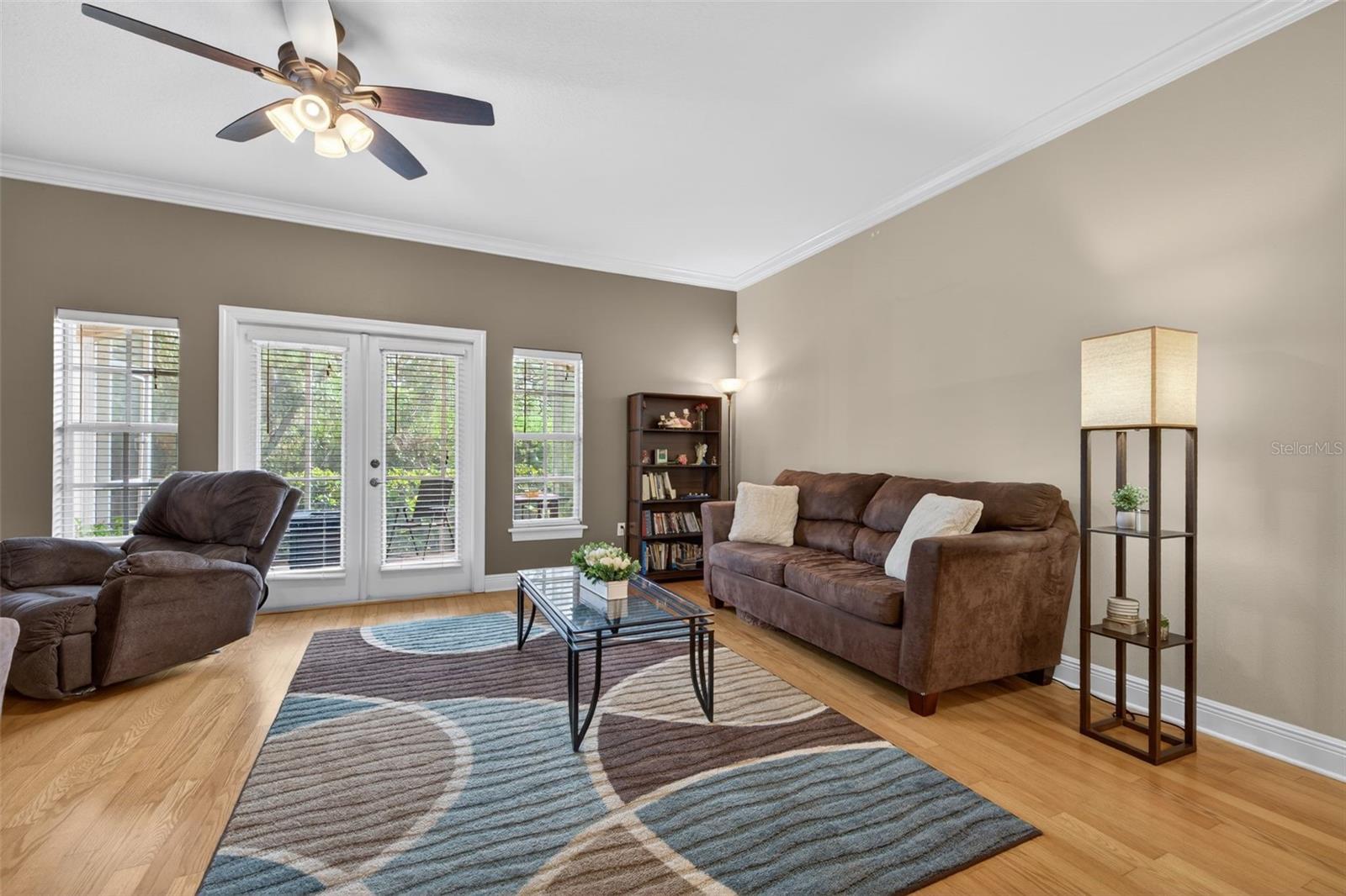184 VALENCIA CIR, ST PETERSBURG, FL, 33716