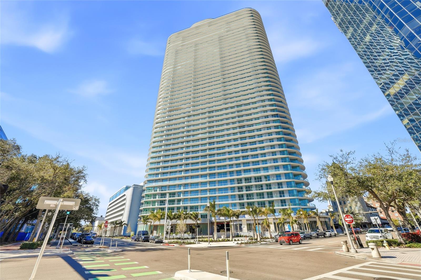400 CENTRAL AVE #303, ST PETERSBURG, FL, 33701