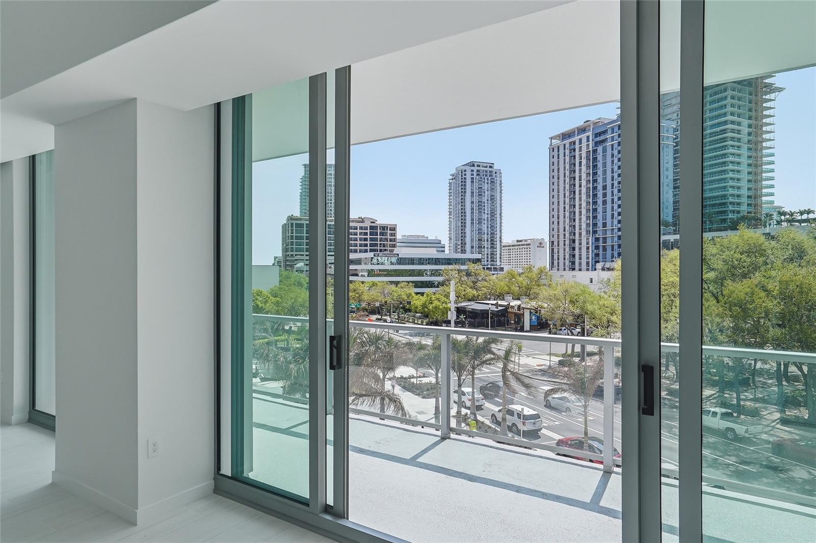 400 CENTRAL AVE #303, ST PETERSBURG, FL, 33701