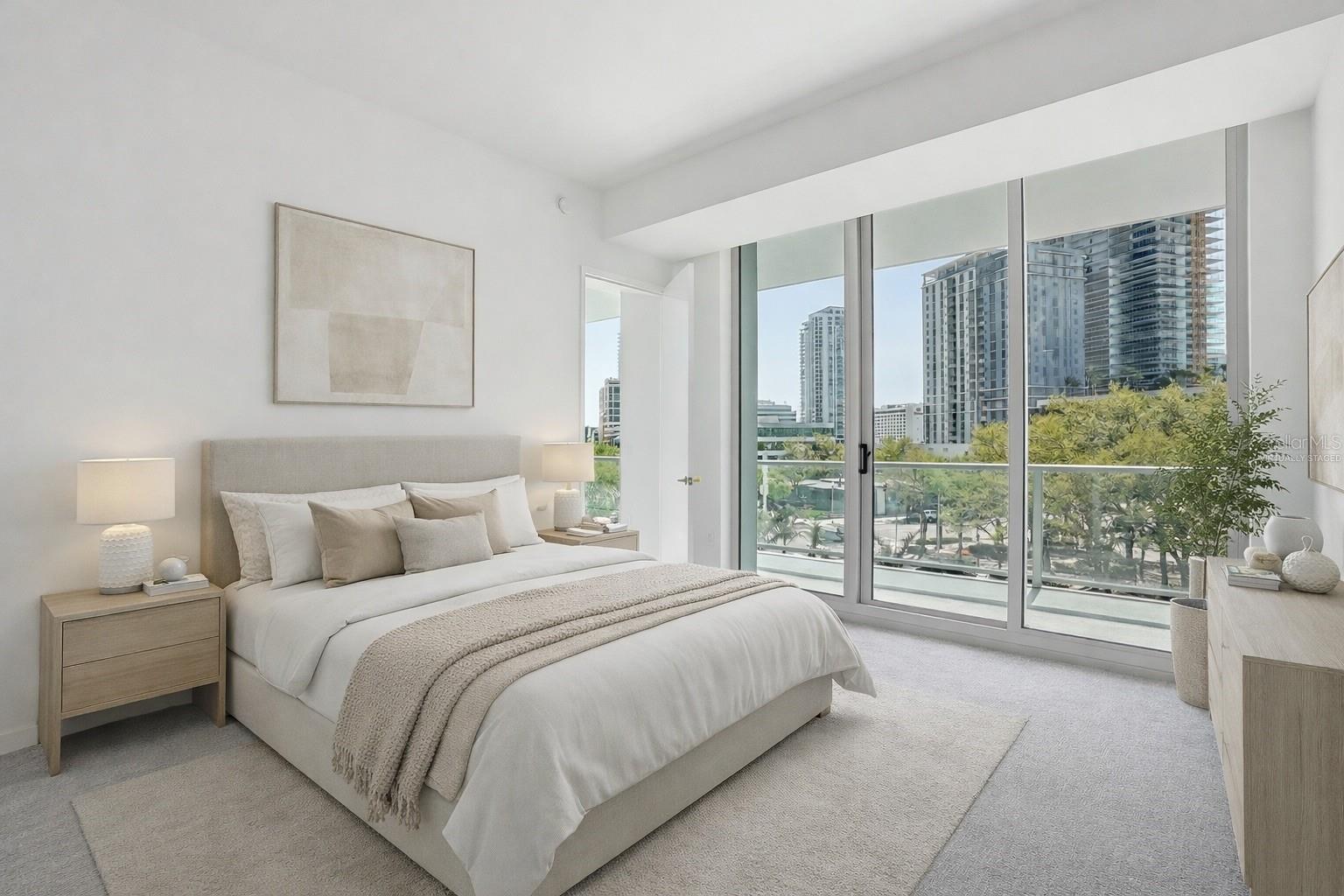 400 CENTRAL AVE #303, ST PETERSBURG, FL, 33701