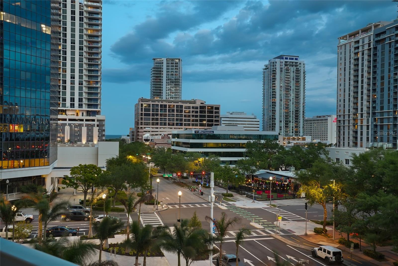 The city night lights