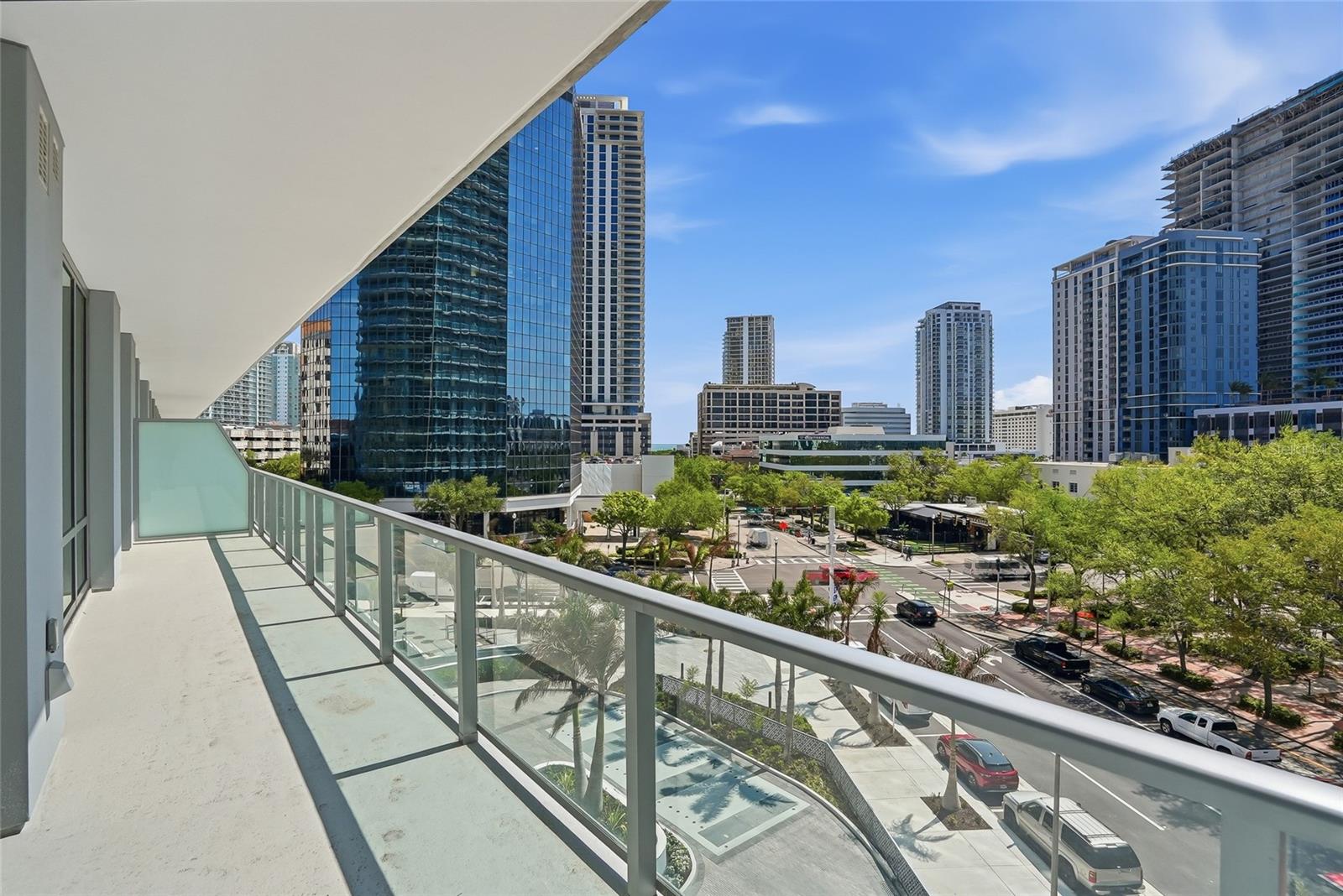 400 CENTRAL AVE #303, ST PETERSBURG, FL, 33701