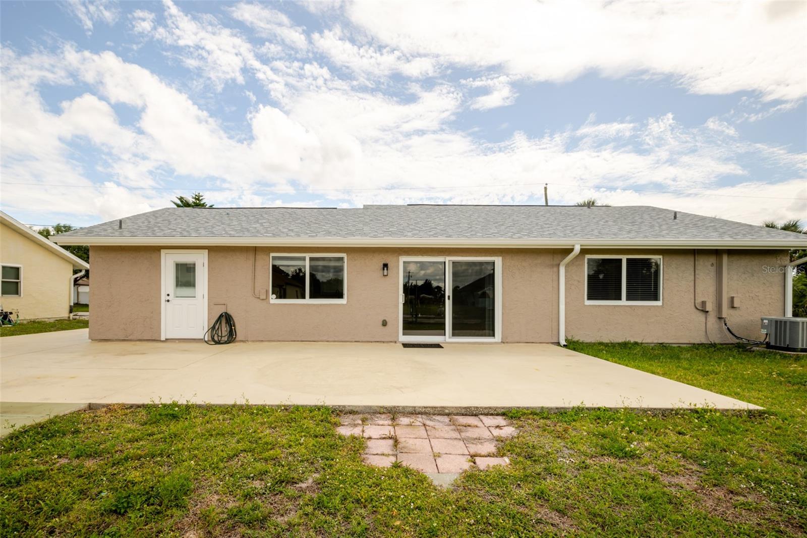 18310 VAN NUYS CIR, PORT CHARLOTTE, FL, 33948