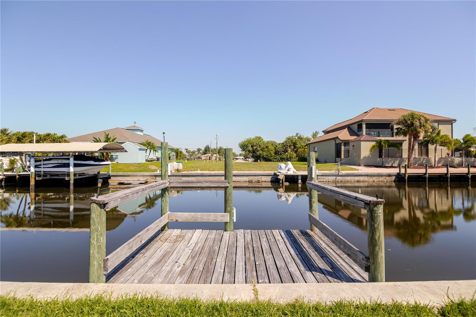 18310 VAN NUYS CIR, PORT CHARLOTTE, FL, 33948
