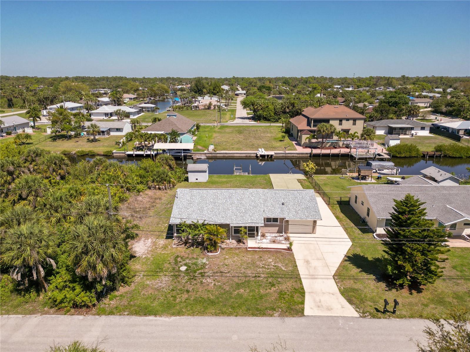 18310 VAN NUYS CIR, PORT CHARLOTTE, FL, 33948