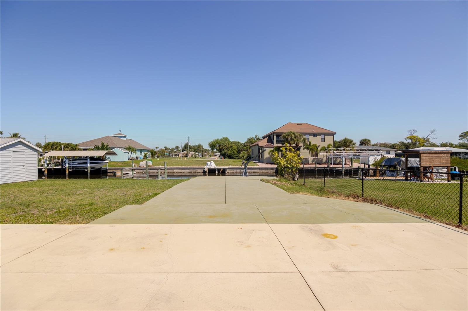 18310 VAN NUYS CIR, PORT CHARLOTTE, FL, 33948