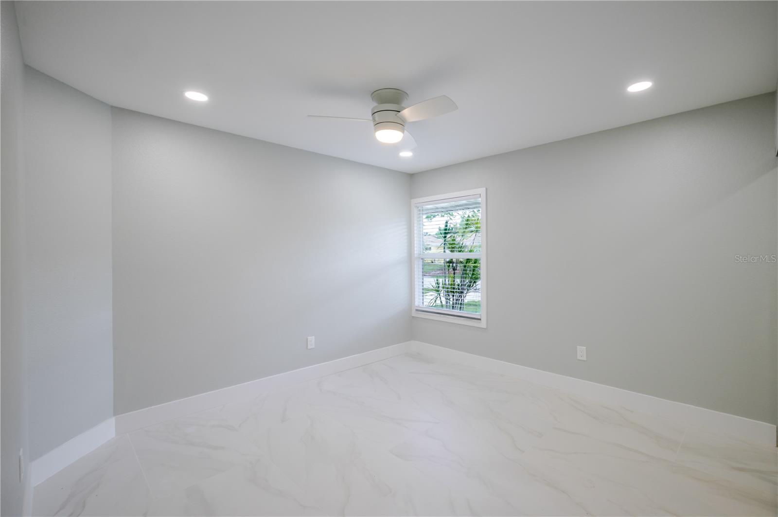 18310 VAN NUYS CIR, PORT CHARLOTTE, FL, 33948