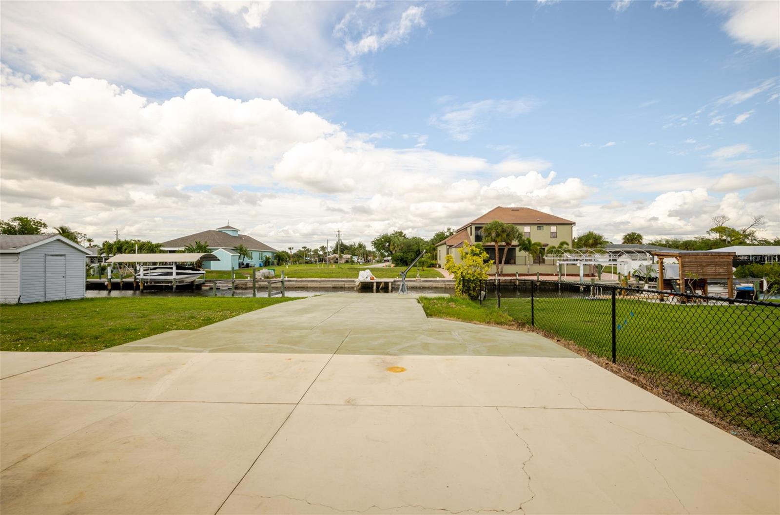 18310 VAN NUYS CIR, PORT CHARLOTTE, FL, 33948