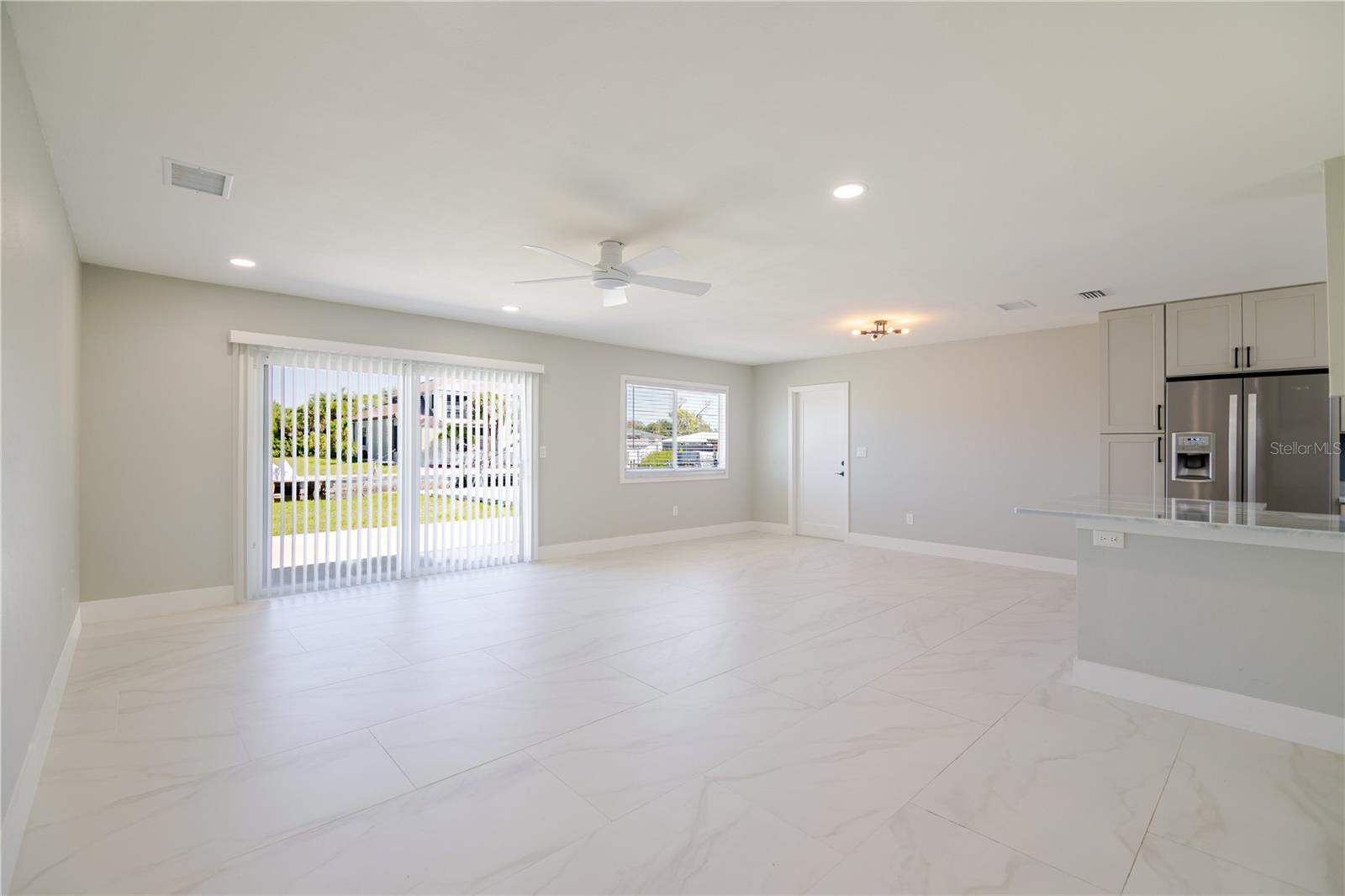 18310 VAN NUYS CIR, PORT CHARLOTTE, FL, 33948