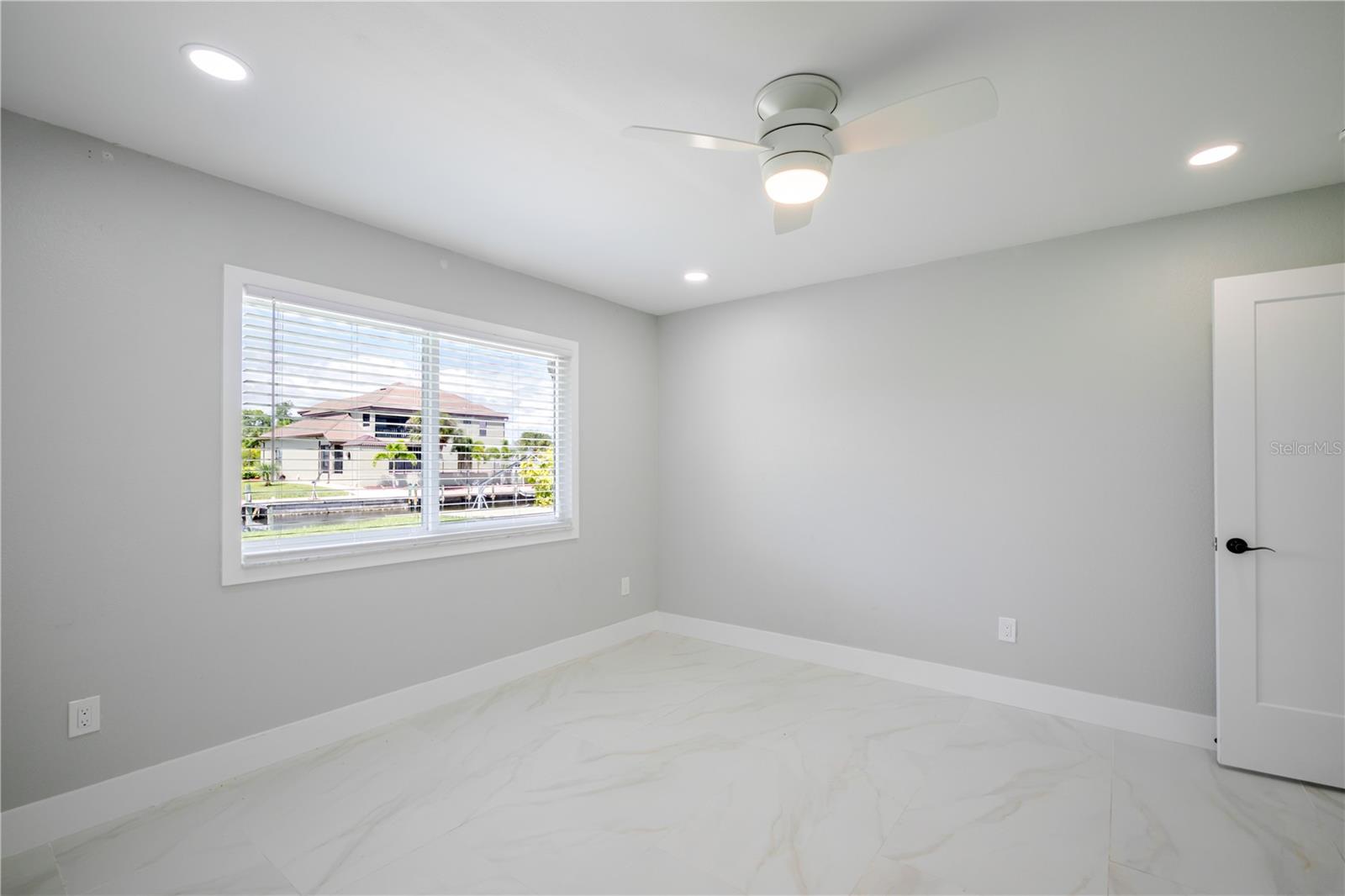 18310 VAN NUYS CIR, PORT CHARLOTTE, FL, 33948
