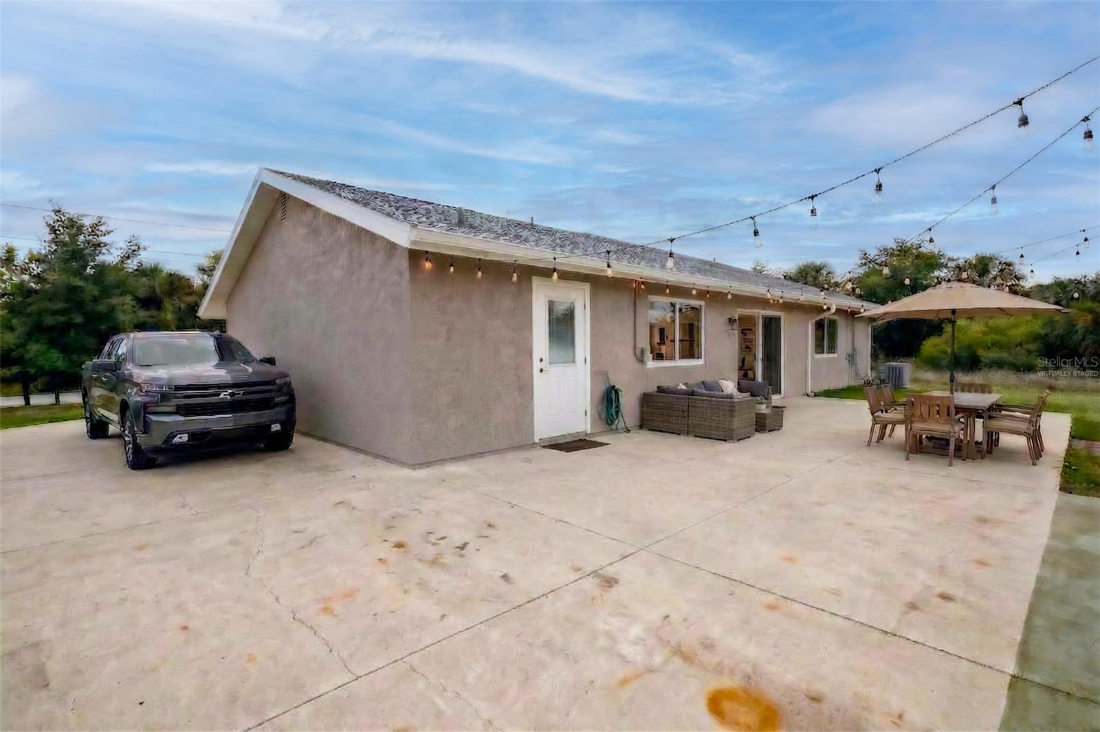 18310 VAN NUYS CIR, PORT CHARLOTTE, FL, 33948