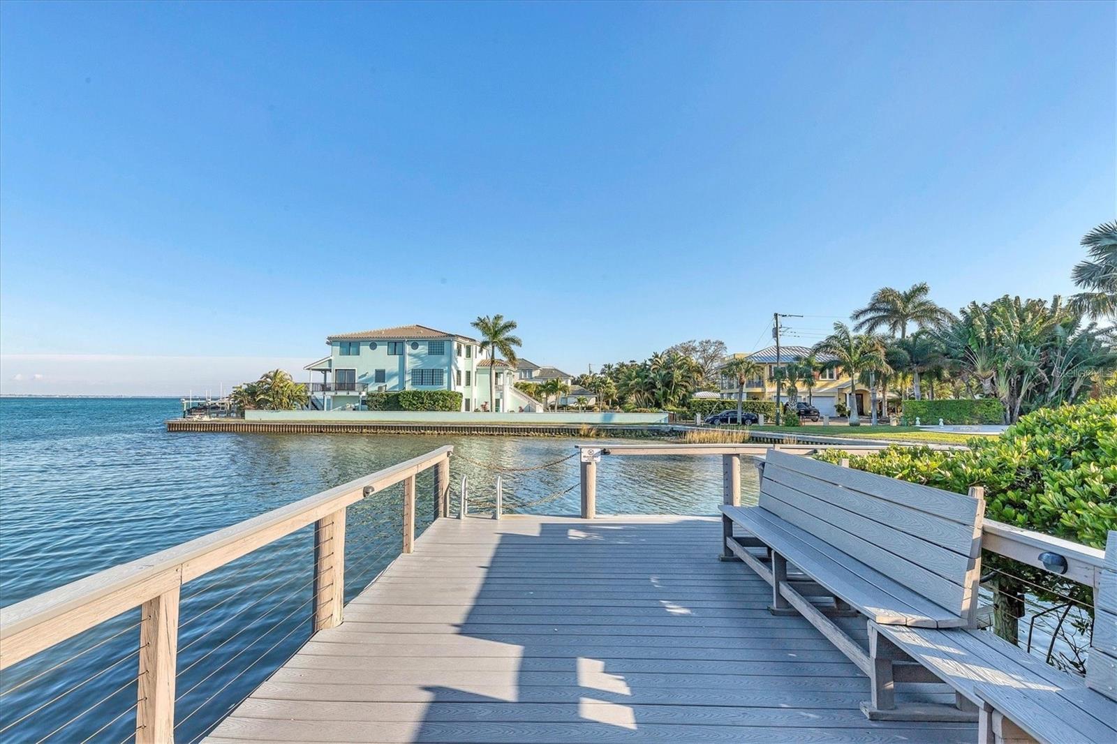 660 CEDARS CT, LONGBOAT KEY, FL, 34228