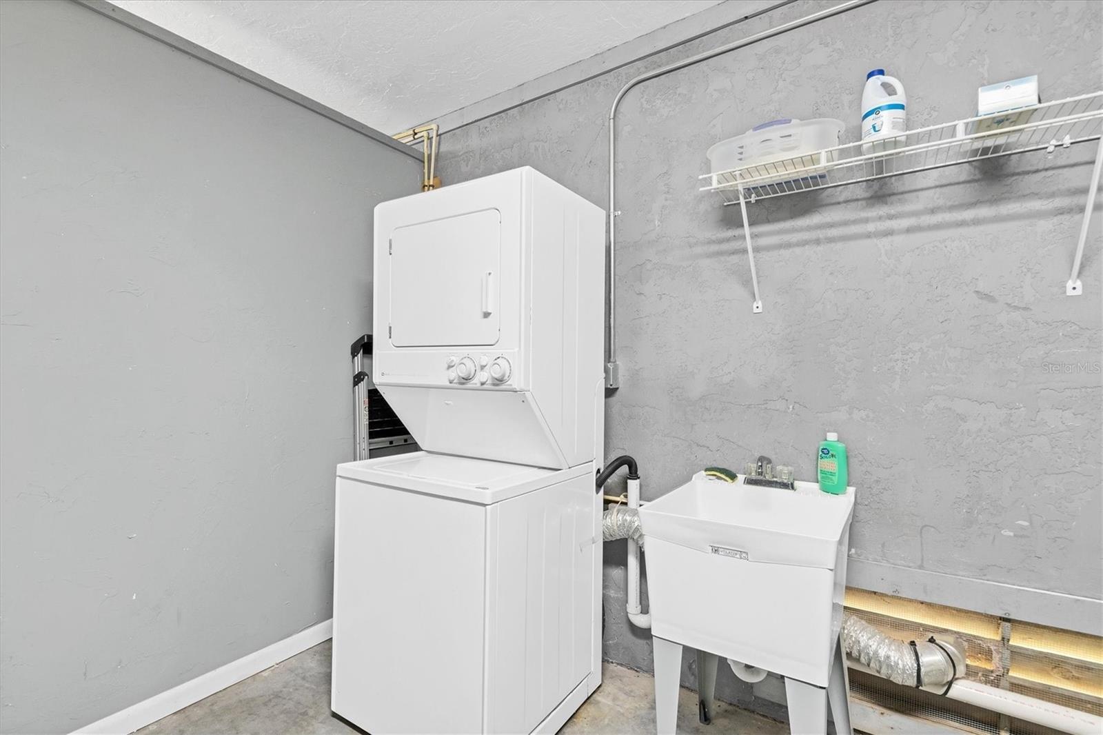 660 CEDARS CT, LONGBOAT KEY, FL, 34228