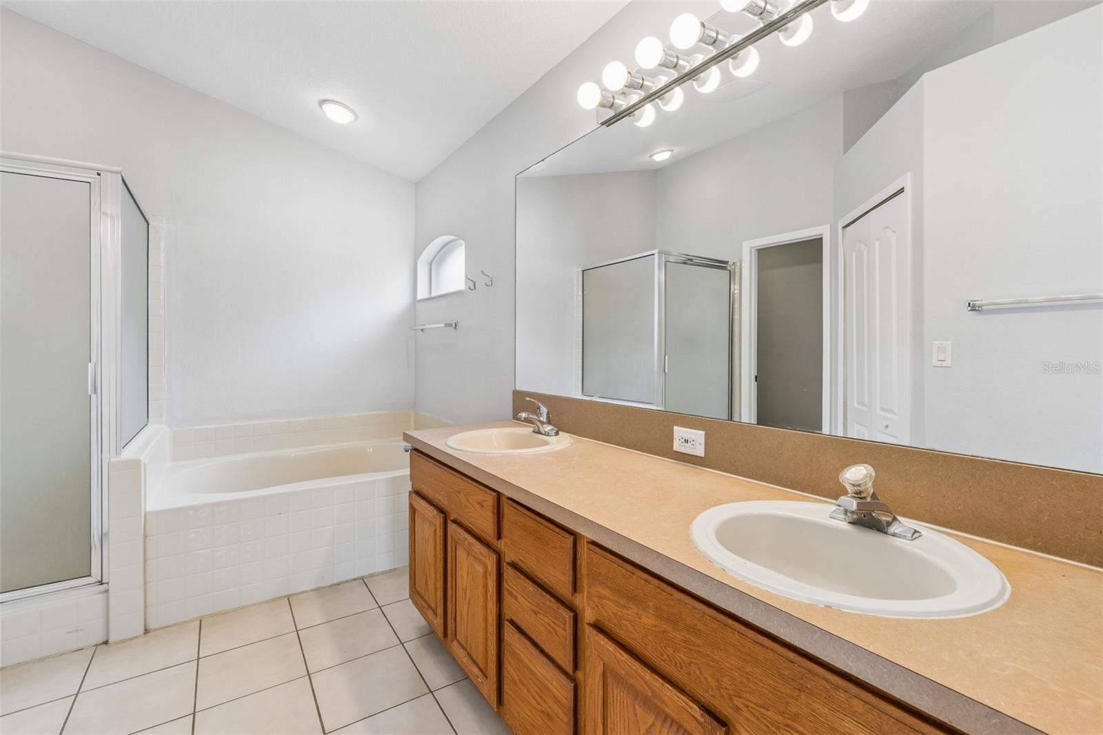 2909 BILLINGHAM DR, LAND O LAKES, FL, 34639