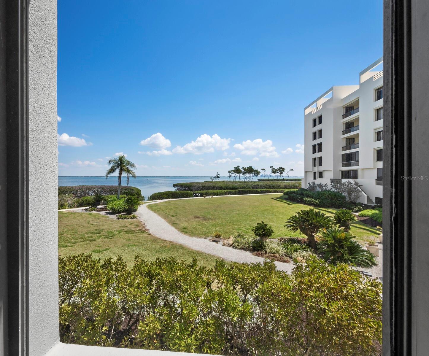 2020 HARBOURSIDE DR #417, LONGBOAT KEY, FL, 34228