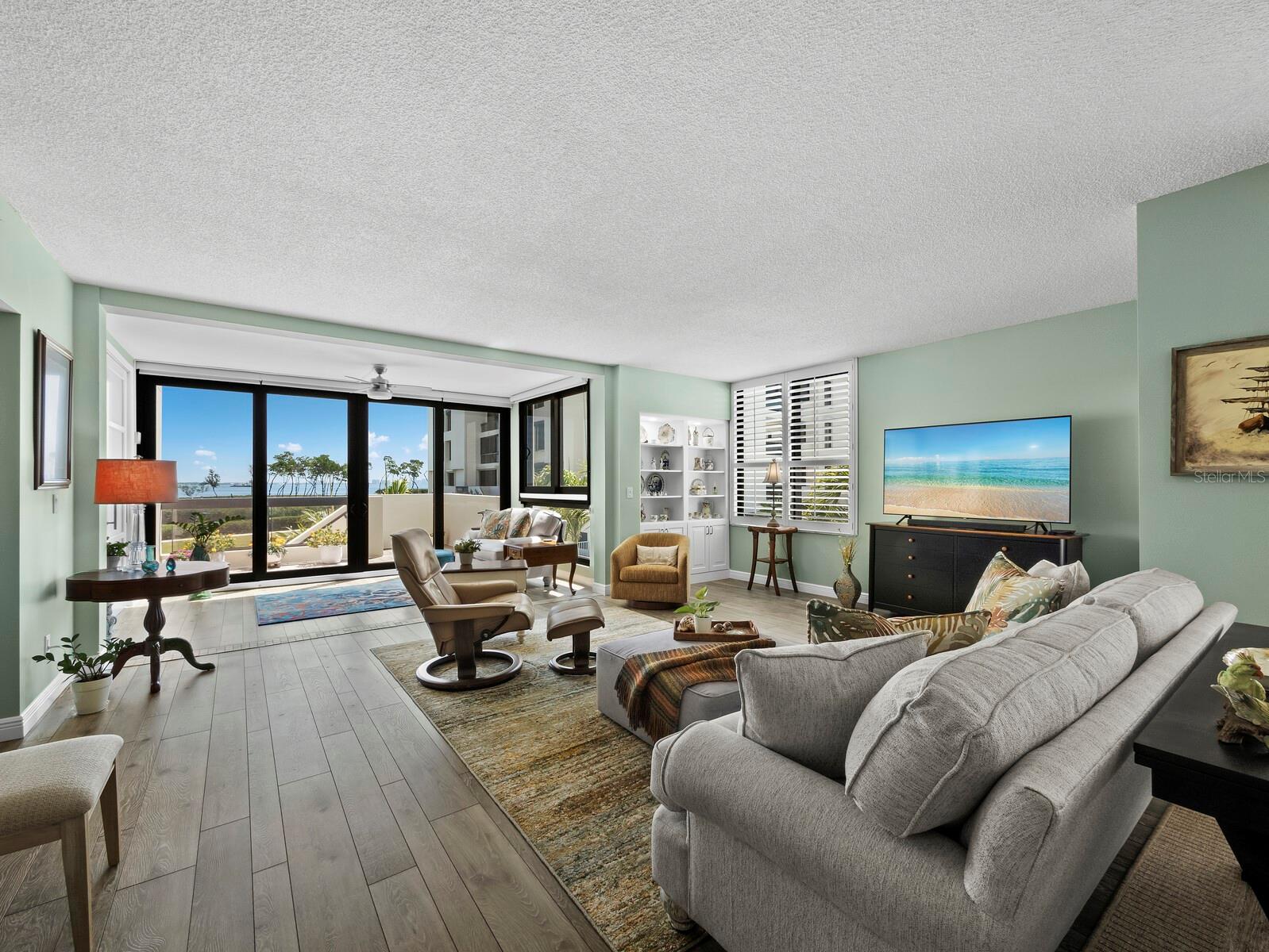 2020 HARBOURSIDE DR #417, LONGBOAT KEY, FL, 34228