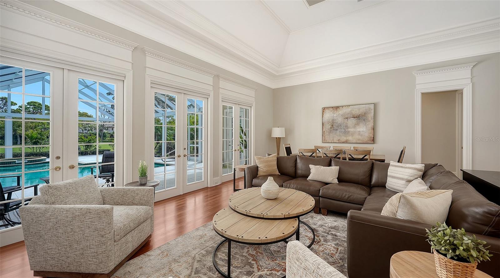 A4686681 Property Photo