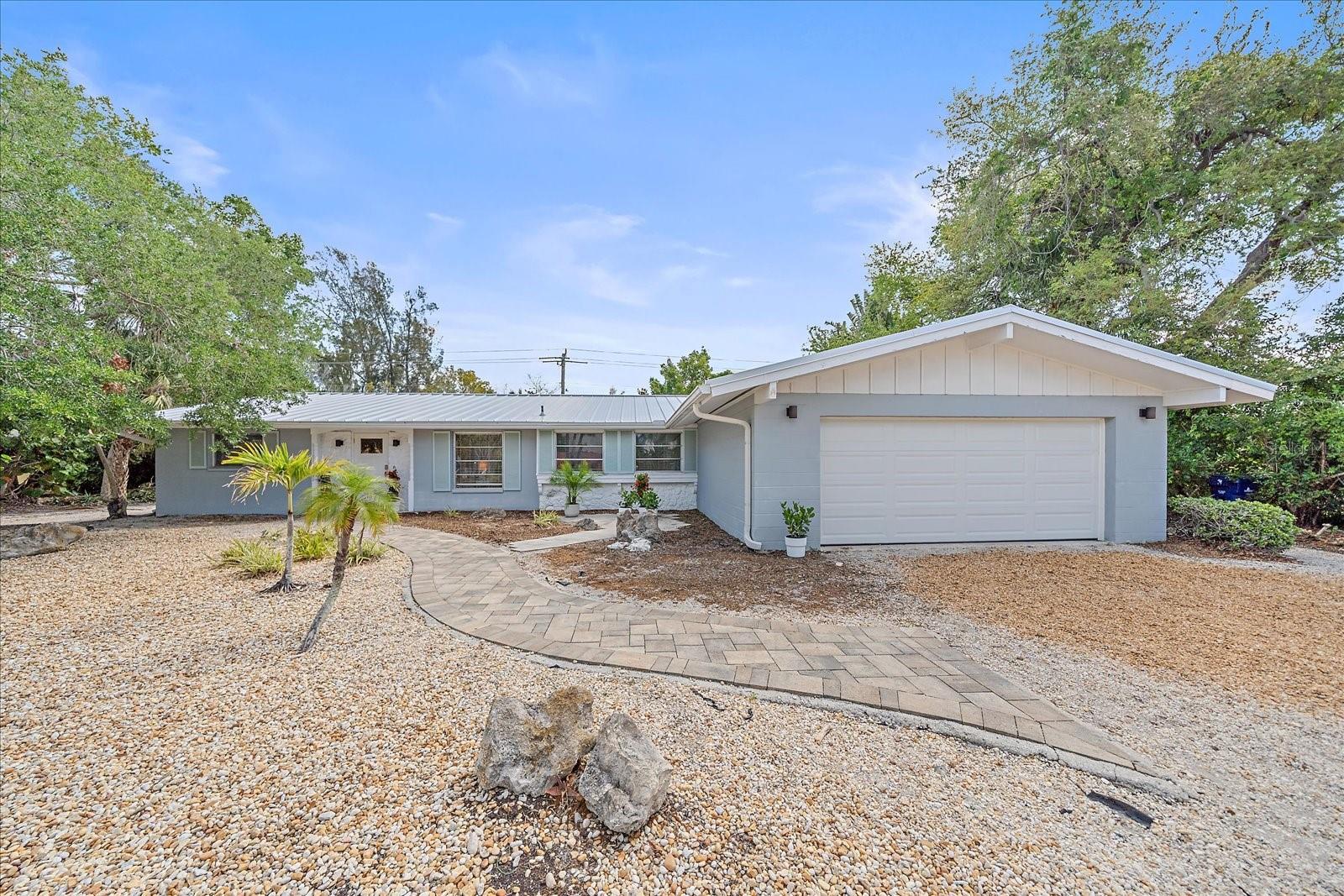 611 VENICE LN, SARASOTA, FL, 34242