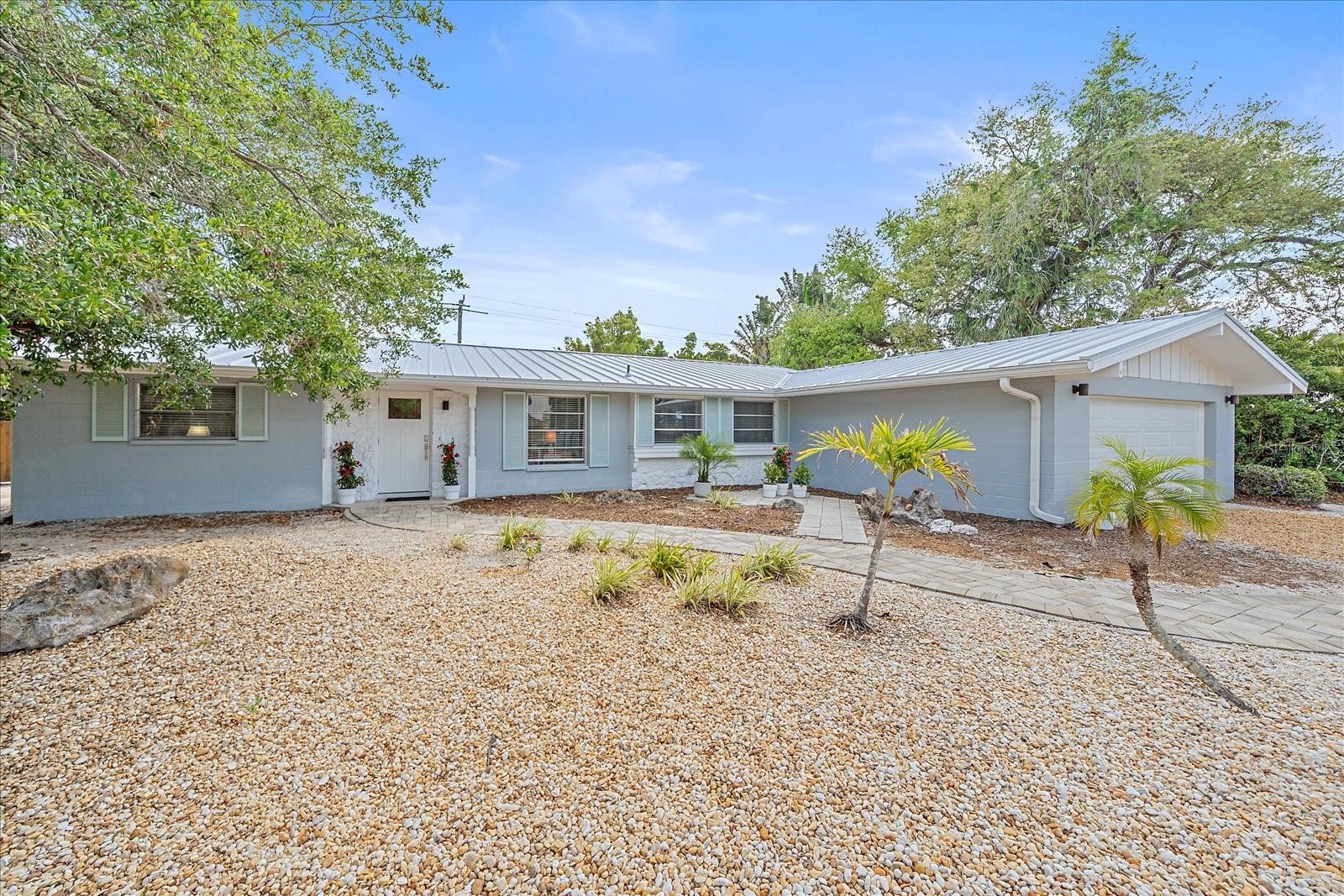 611 VENICE LN, SARASOTA, FL, 34242