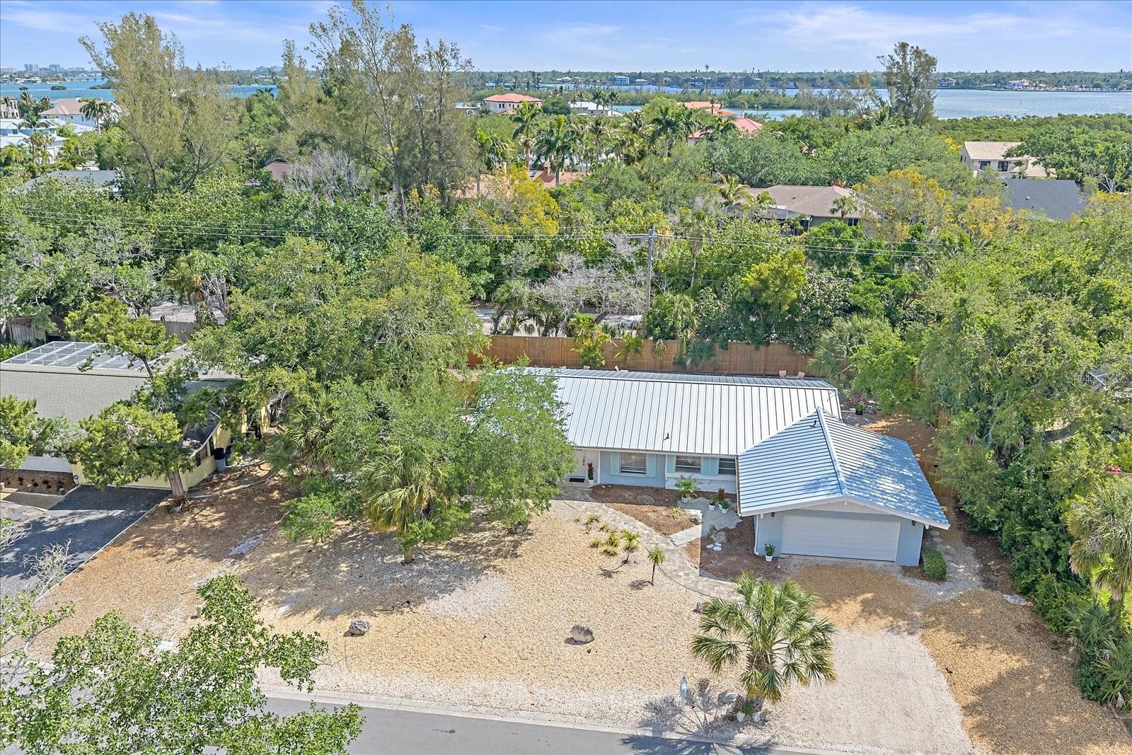 611 VENICE LN, SARASOTA, FL, 34242