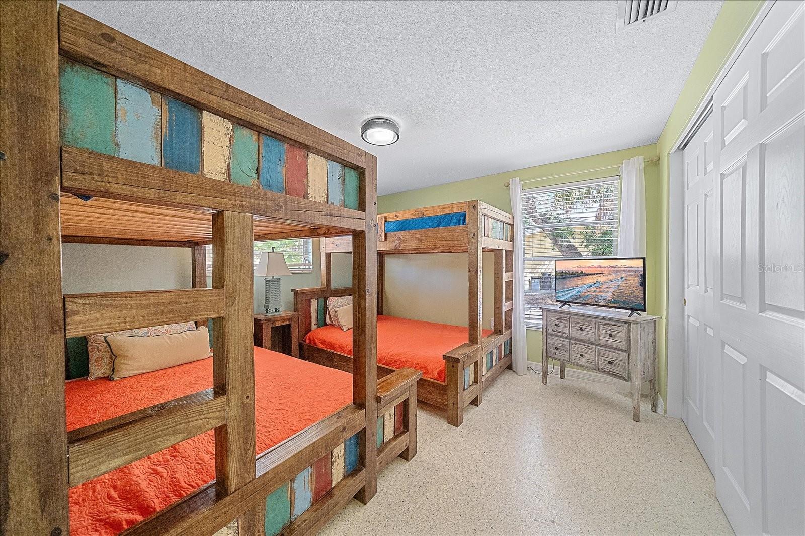 611 VENICE LN, SARASOTA, FL, 34242