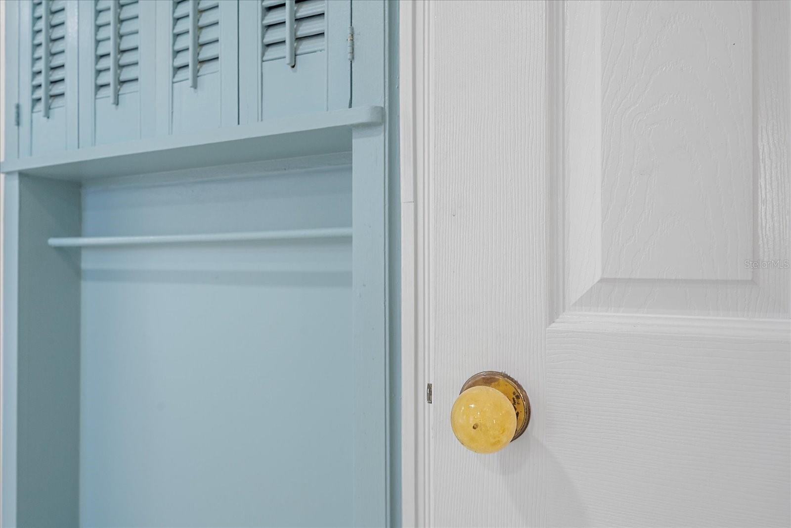 611 VENICE LN, SARASOTA, FL, 34242