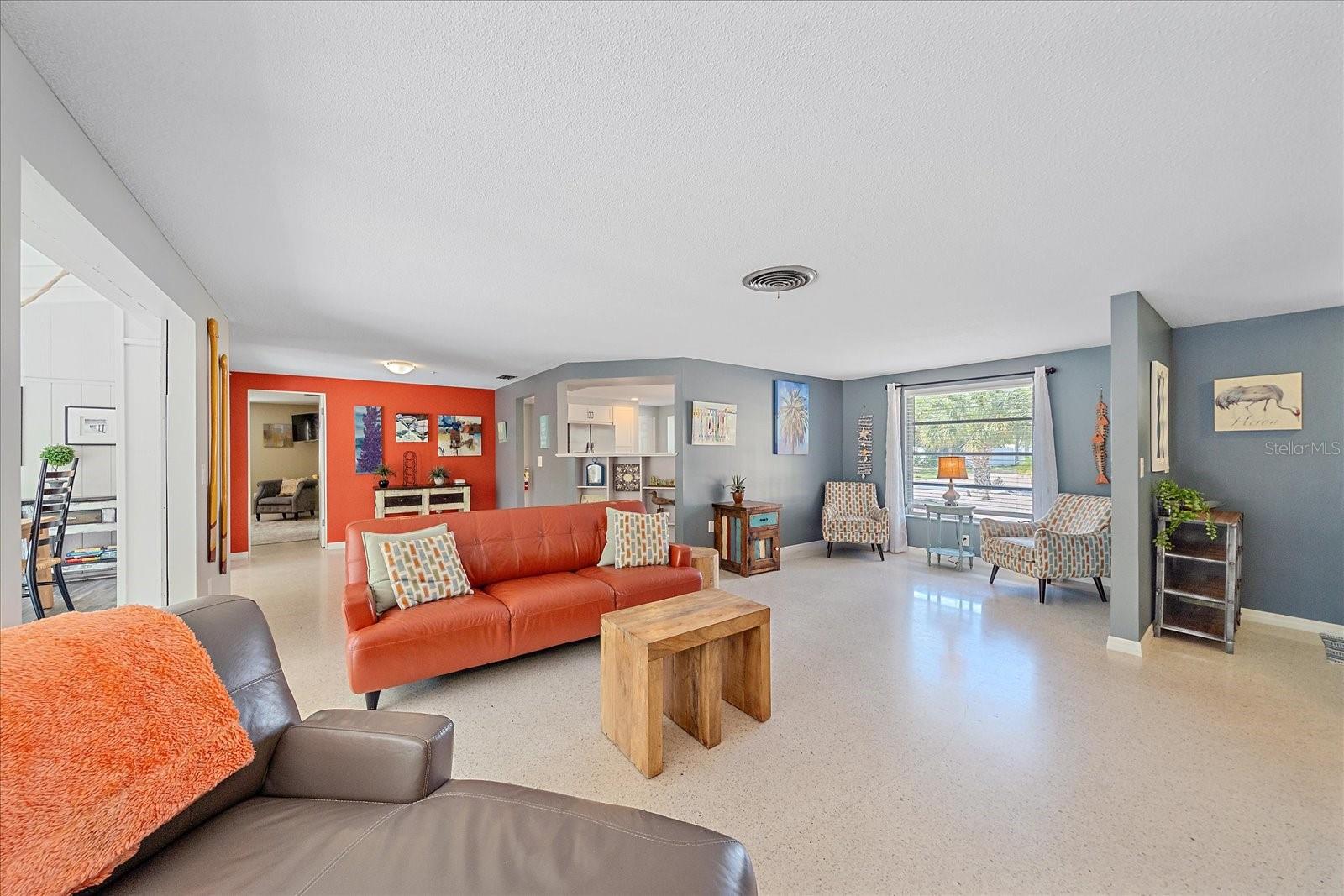 611 VENICE LN, SARASOTA, FL, 34242