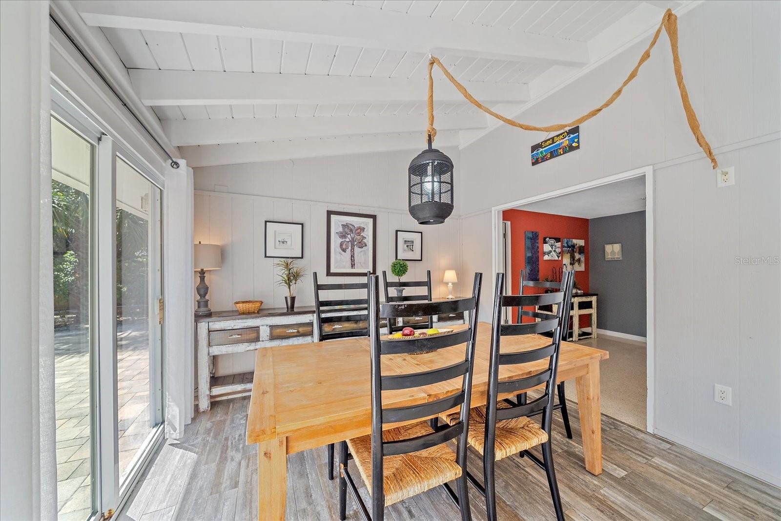 611 VENICE LN, SARASOTA, FL, 34242