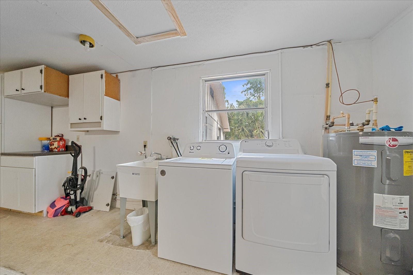 611 VENICE LN, SARASOTA, FL, 34242