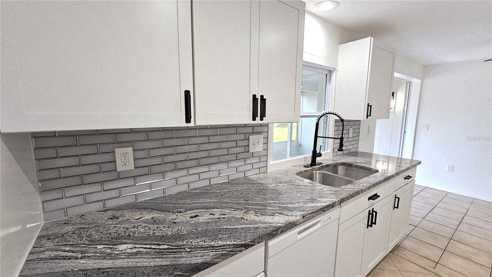 284 ROTONDA BLVD W, ROTONDA WEST, FL, 33947
