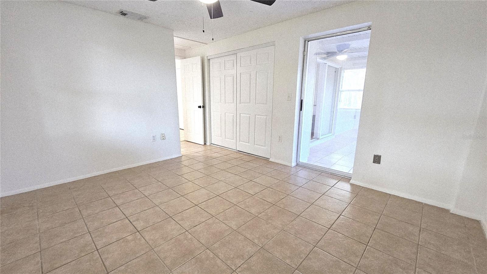 284 ROTONDA BLVD W, ROTONDA WEST, FL, 33947