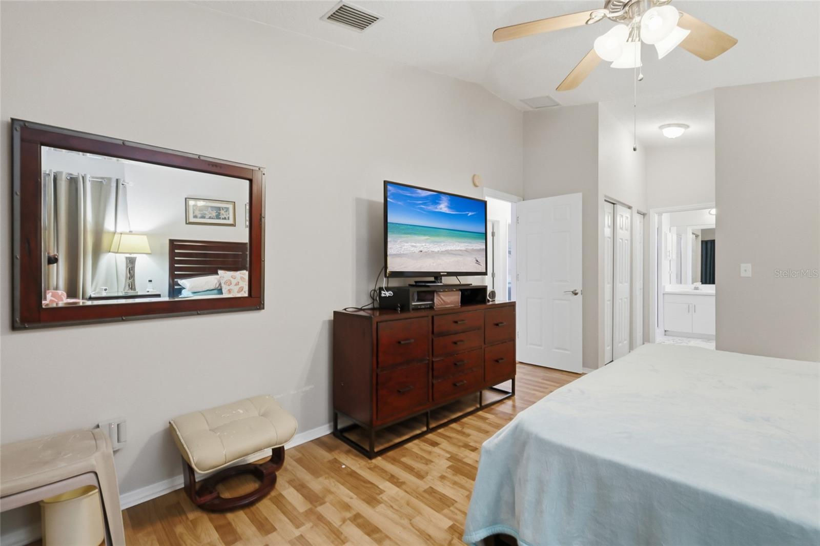 2806 GULF DR, HOLMES BEACH, FL, 34217