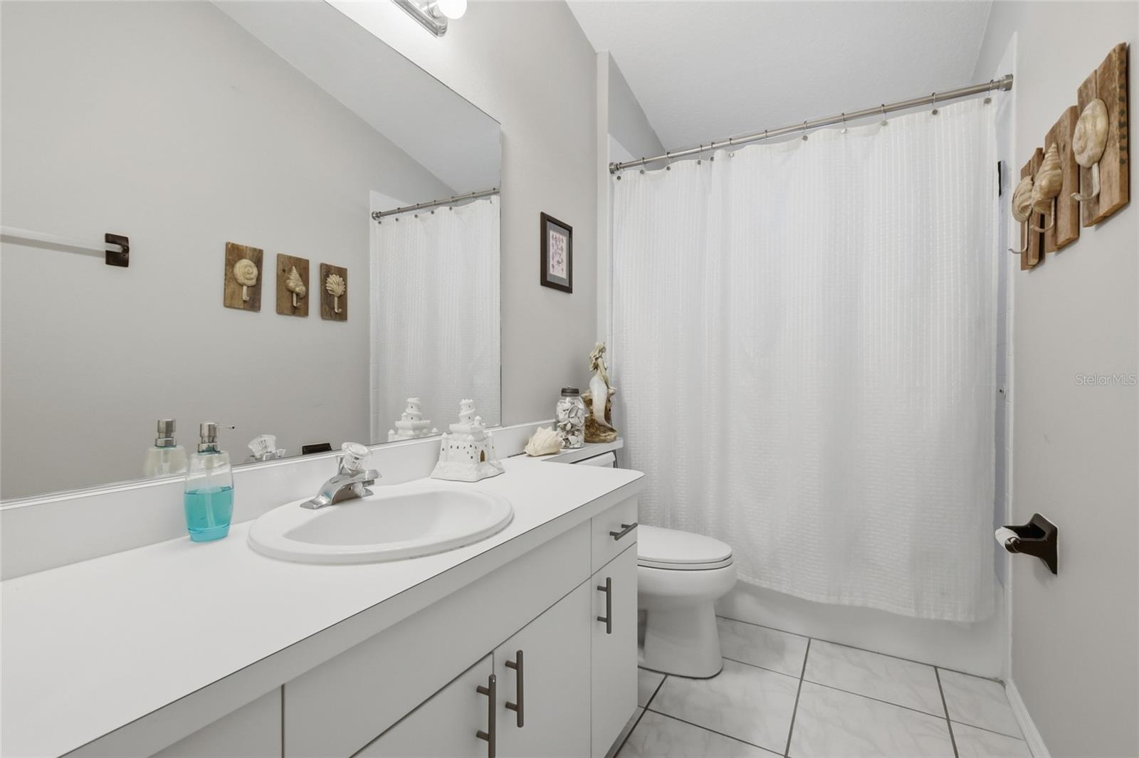 2806 GULF DR, HOLMES BEACH, FL, 34217