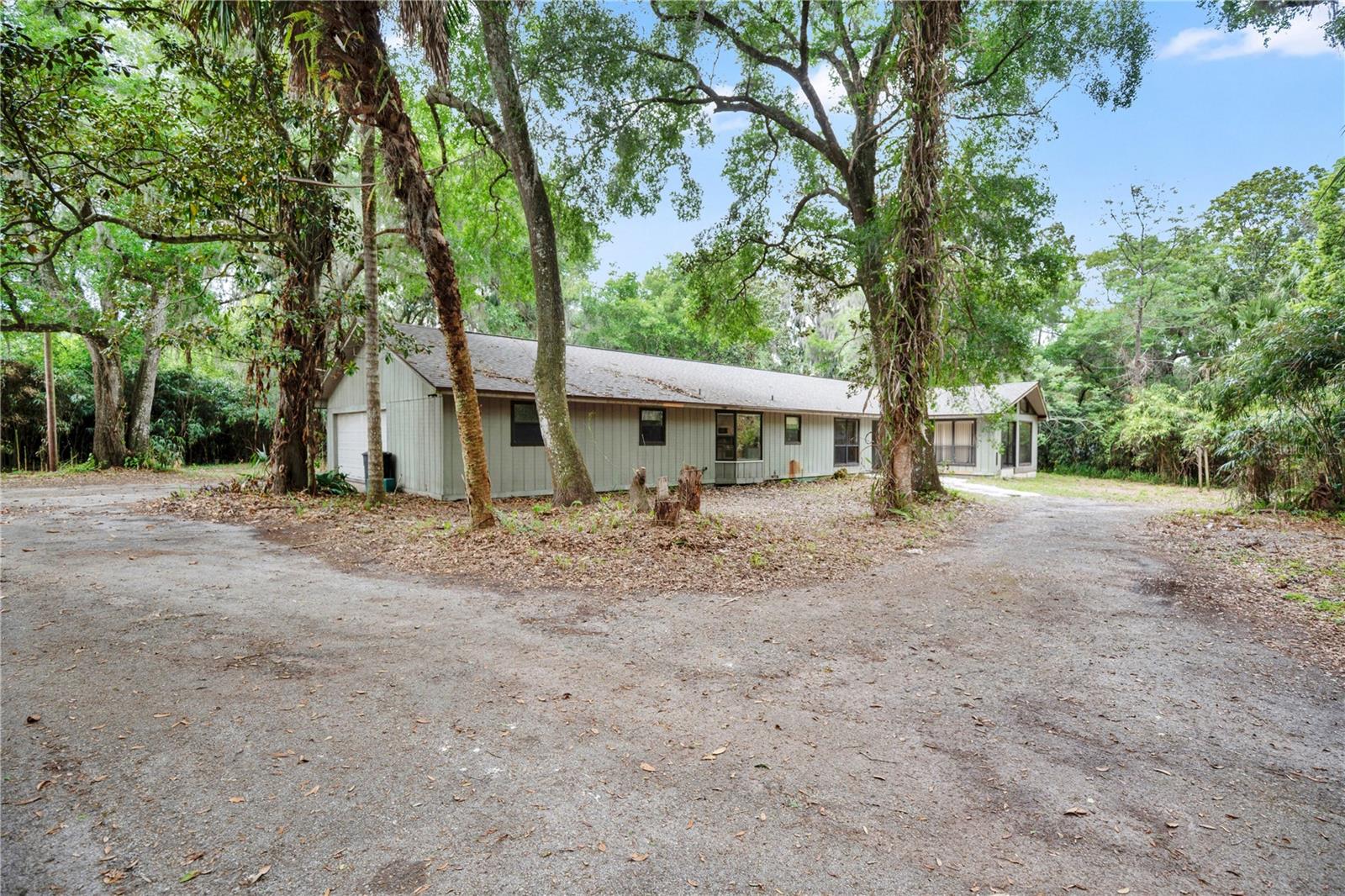 599 LAKE GENEVA RD, GENEVA, FL, 32732