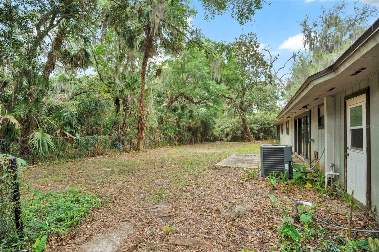 599 LAKE GENEVA RD, GENEVA, FL, 32732